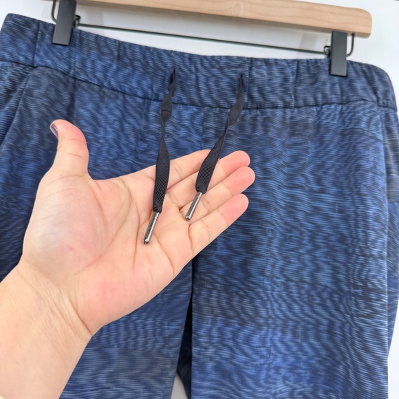 Lululemon Pants Women 10 Blue 7/8Length Pull On Elastic Drawstring Waist Stretch - Picture 3 of 12